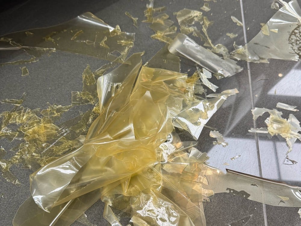 劣質膜變黃